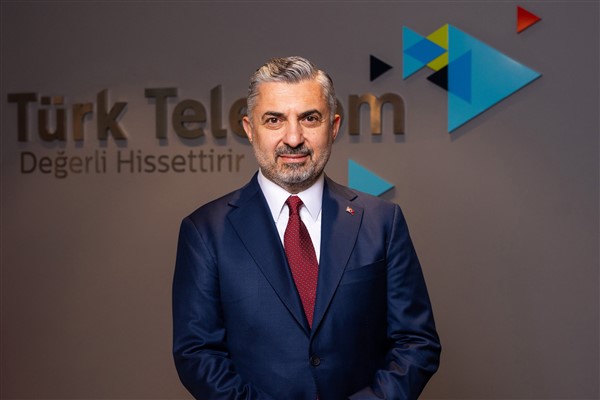 300 okulda 300’ün üzerinde az gören öğrenci TahtApp ile eğitim yolculuğuna devam edecek