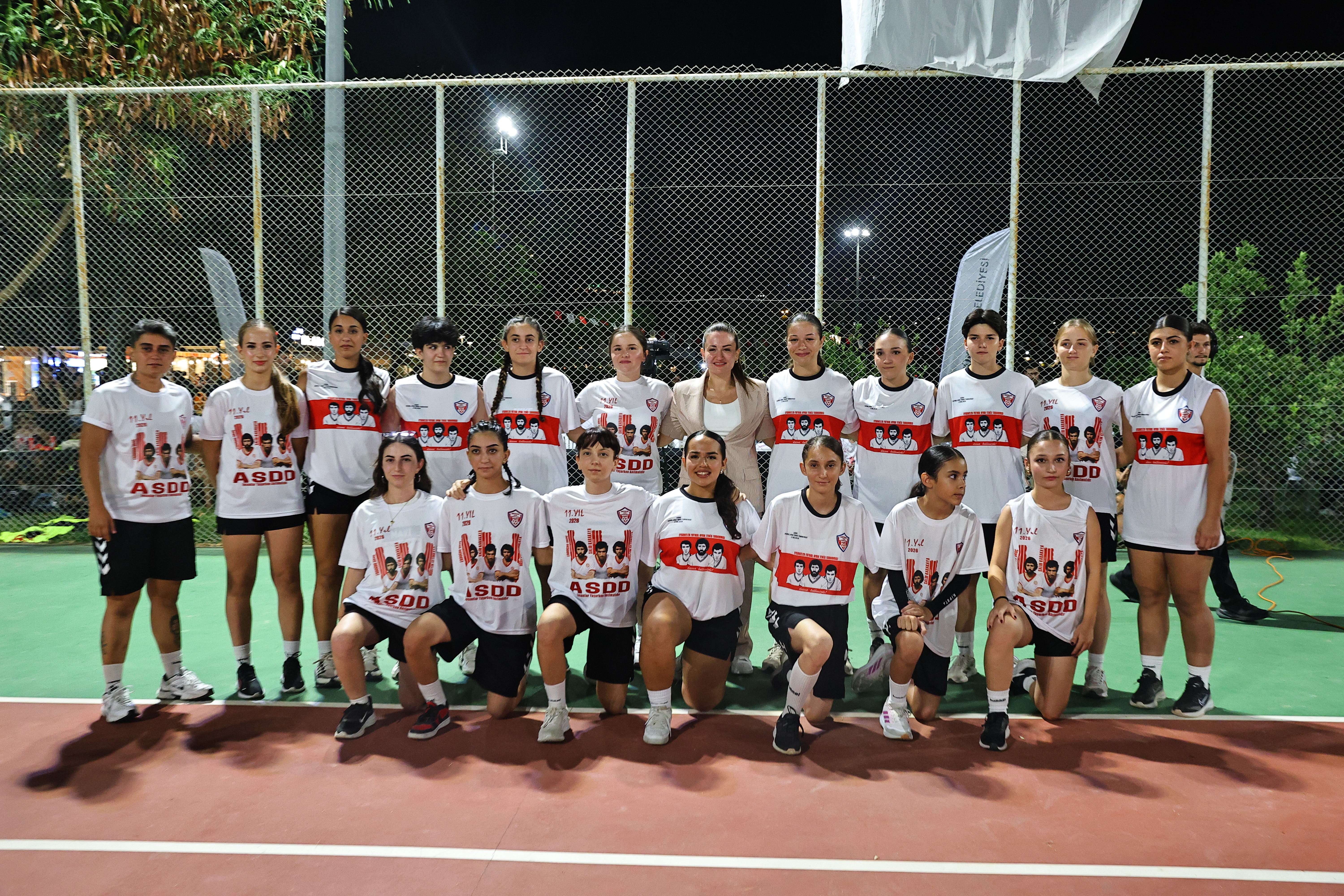 Antalya'da 11. ASDD Efsaneler Futbol Ayak Tenisi Turnuvası başladı