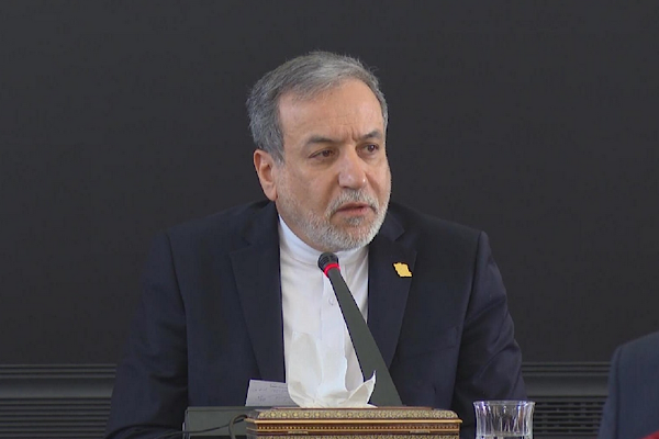 Arakçi: Diplomasiyi yeniden rayına oturtmak mümkün Arakçi: Diplomasiyi yeniden rayına oturtmak mümkün