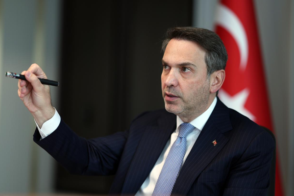 Bakan Bayraktar: TPAO'yu küresel bir enerji devi yapma hedefiyle ilerliyoruz Bakan Bayraktar: TPAO'yu küresel bir enerji devi yapma hedefiyle ilerliyoruz