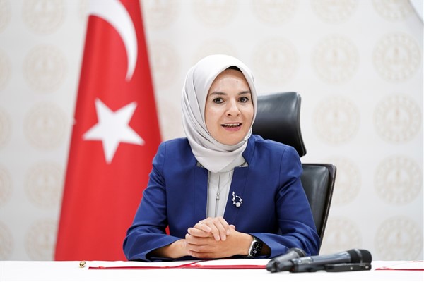 Bakan Göktaş, milletvekilleri ve Pınarhisar Belediye Başkanı'nı kabul etti Bakan Göktaş, milletvekilleri ve Pınarhisar Belediye Başkanı'nı kabul etti