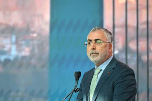 Bakan Işıkhan, ÇOMÜ Rektörü Cüneyt Erenoğlu’nu kabul etti Bakan Işıkhan, ÇOMÜ Rektörü Cüneyt Erenoğlu’nu kabul etti