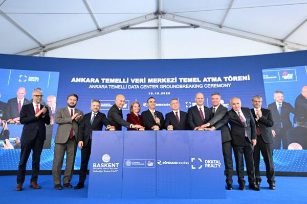 Bakan Kacır: Temelli’de 4,1 milyar dolarlık veri merkezi yatırımı hayata geçirilecek