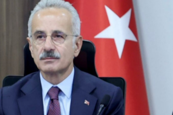 Bakan Uraloğlu, Tekirdağ Ticaret ve Sanayi Odası'nı ziyaret etti Bakan Uraloğlu, Tekirdağ Ticaret ve Sanayi Odası'nı ziyaret etti