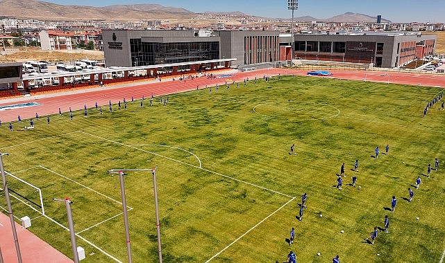 Başkan Altay ve Başkan Pekyatırmacı Selçuklu Belediyesi Sporcu Seçme ve Yetiştirme Merkezi'nde