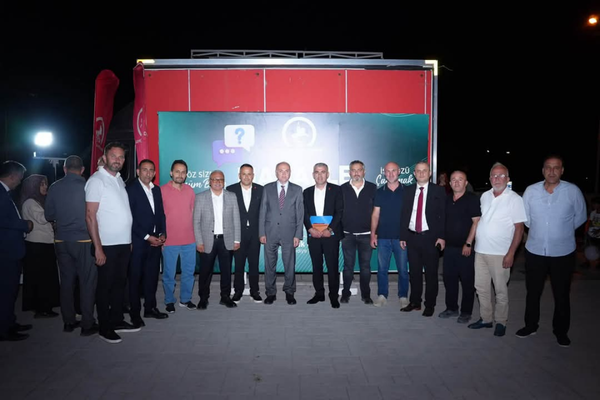 Başkan Özlü, "Mahalle Sohbetleri" programında vatandaşlarla bir araya geldi