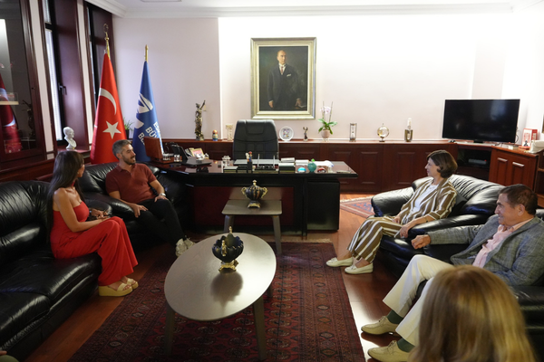 Belçika'nın Berchem Belediye Başkanı Öztürk, Başkan Ünlüce'yi ziyaret etti