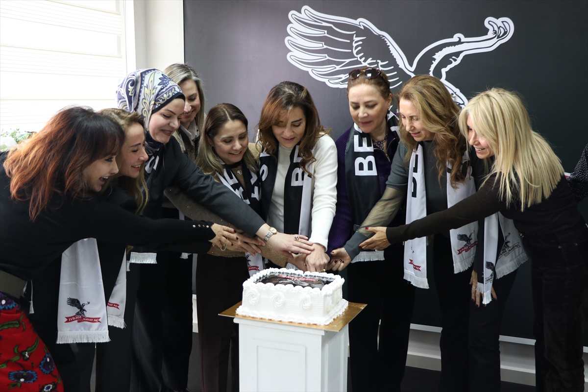 Beşiktaş Kulübünün "İyiliğe Kanat Aç Projesi" kapsamında Elazığ'a gelen heyet ziyaretlerde bulundu