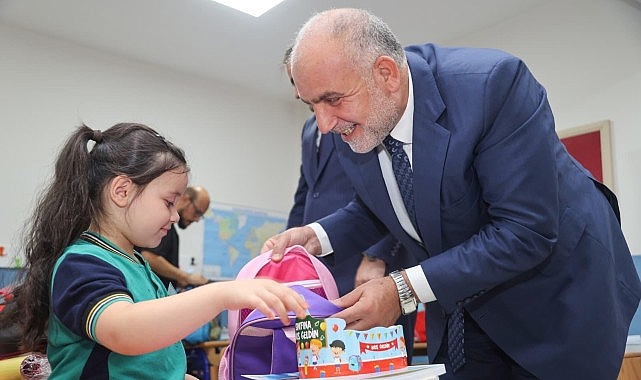 Bu Yıl da Tüm Öğrencilerin Çanta ve Kırtasiye Seti Canik Belediyesi'nden
