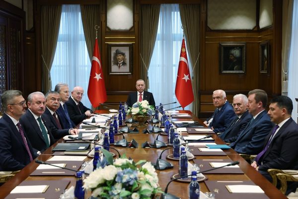 Cumhurbaşkanlığı Yüksek İstişare Kurulu toplandı Cumhurbaşkanlığı Yüksek İstişare Kurulu toplandı