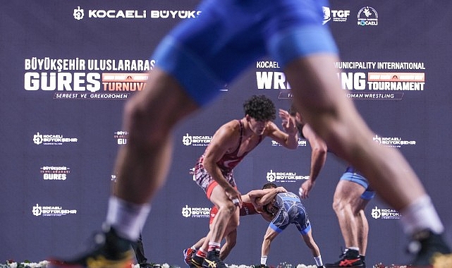 Dünya güreşi Kocaeli'de buluştu 