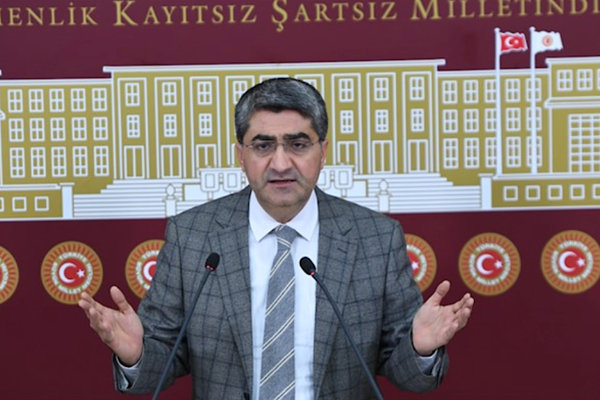 Ekmen: Yargıdaki tıkanıklığı konuşalım, hukuka uygun çözelim