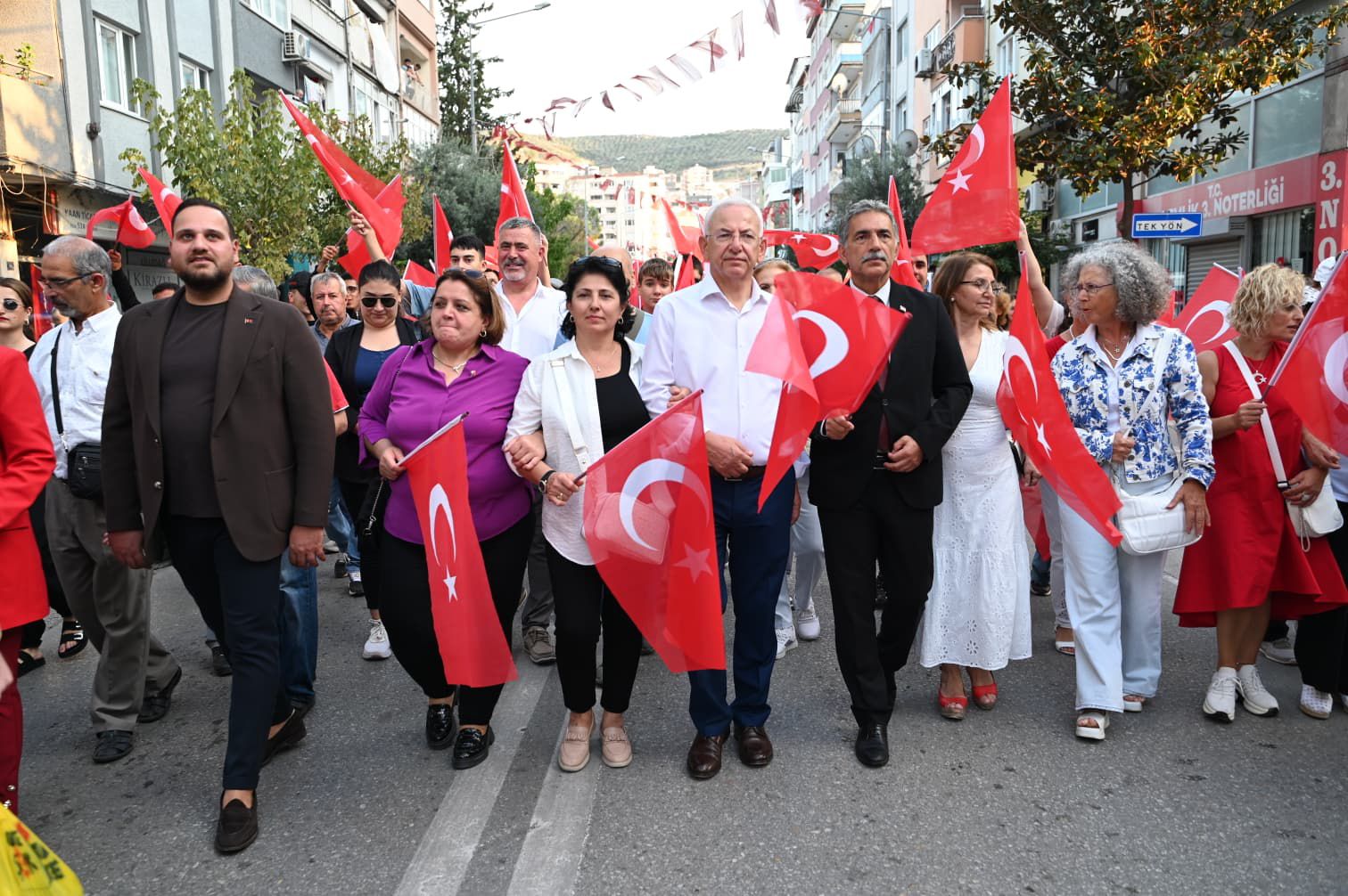 Gemlik’te 30 Ağustos Zafer Bayramı etkinliklerle kutlandı