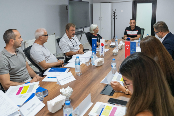 İzmir Büyükşehir Belediyesi işe alımlarda 'İzleme Kurulu' uygulamasını sürdürüyor