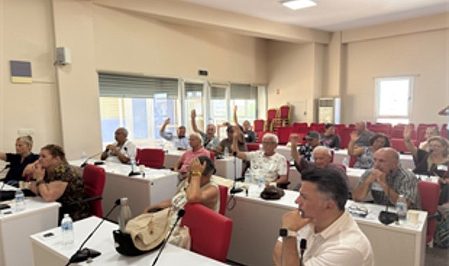 İzmir'de 30 ilçenin sesi Yurttaş Meclisi'ne taşınacak