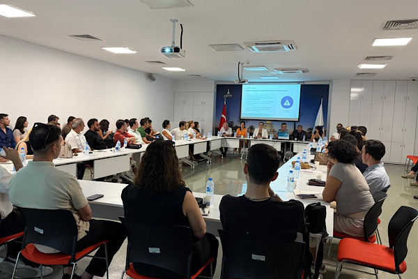 İzmir’de konut tipi çatı GES başvuruları için ortak yol haritası oluşturuldu