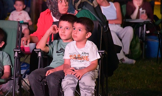 İznik'te Yaz Akşamları Çocukların Neşesiyle Renkleniyor