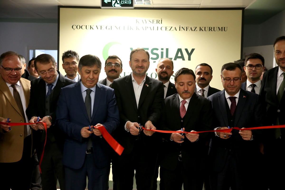 Kayseri'deki Çocuk Cezaevi'nde Yeşilay ERVA Spor Okulu açıldı