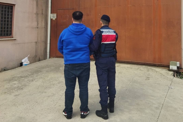 Kocaeli'de hakkında 13 yıl hapis cezası bulunan şahıs yakalandı