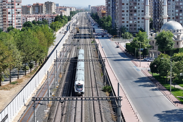 Konya banliyö hattına 16 araçlık ihale süreci başladı