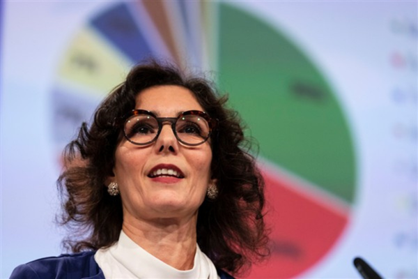 Lahbib: AB, Güney Sudan'a Ebola ile mücadele desteği gönderdi Lahbib: AB, Güney Sudan'a Ebola ile mücadele desteği gönderdi