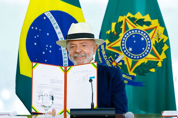Lula: Brezilyalılar sağlık hizmetlerine hiç olmadığı kadar erişebiliyor Lula: Brezilyalılar sağlık hizmetlerine hiç olmadığı kadar erişebiliyor
