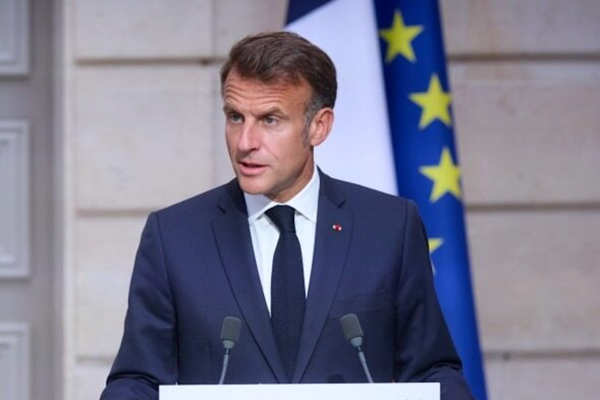 Macron: Fransa’da 6 milyar avroluk yatırımla 3 tema parkı kurulacak Macron: Fransa’da 6 milyar avroluk yatırımla 3 tema parkı kurulacak