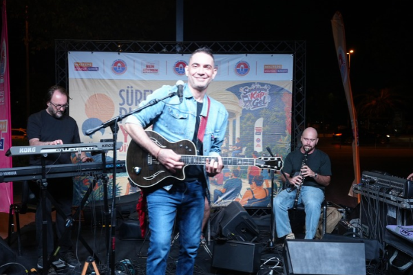 Maltepe’de güz konserleri Süreyya Plajı’nda devam ediyor