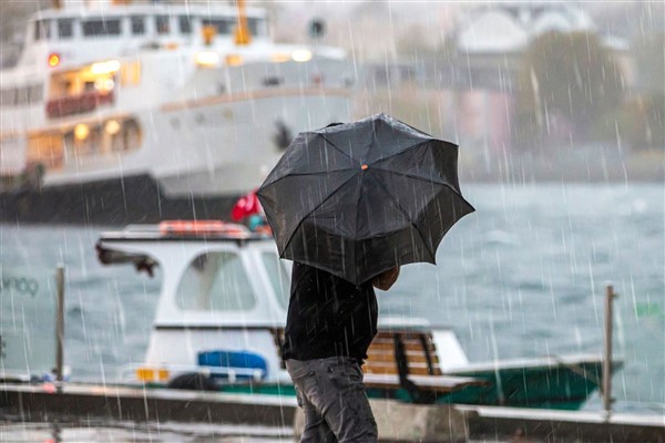 Meteoroloji’den çok kuvvetli yağış, fırtına ve toz taşınımı uyarısı