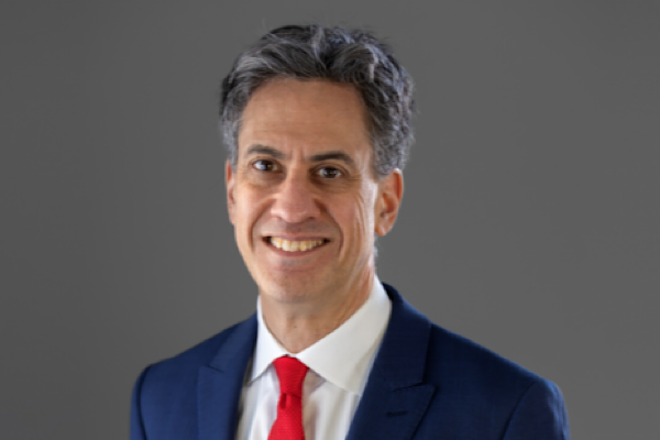 Miliband’dan Nepal’e destek mesajı Miliband’dan Nepal’e destek mesajı