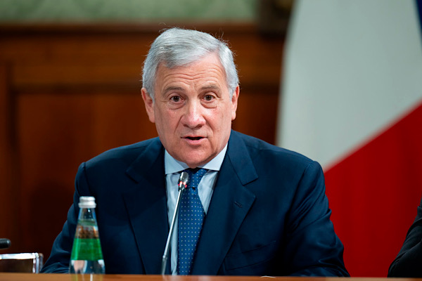 Tajani: Aosta Vadisi'ne ilişkin hidroelektrik düzenlemesini onaylayacağız Tajani: Aosta Vadisi'ne ilişkin hidroelektrik düzenlemesini onaylayacağız