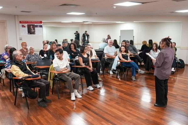 Tiyatro sanatının farklı alanları Maltepe’de ele alındı