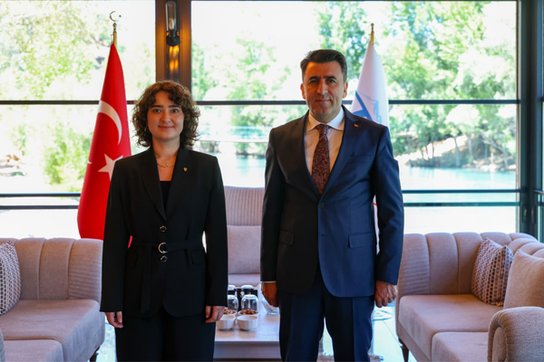 Tunceli'nin ilk kadın vali yardımcısı göreve başladı Tunceli'nin ilk kadın vali yardımcısı göreve başladı