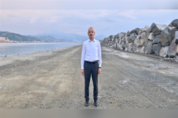 Uraloğlu, Van heyetiyle bir araya geldi Uraloğlu, Van heyetiyle bir araya geldi