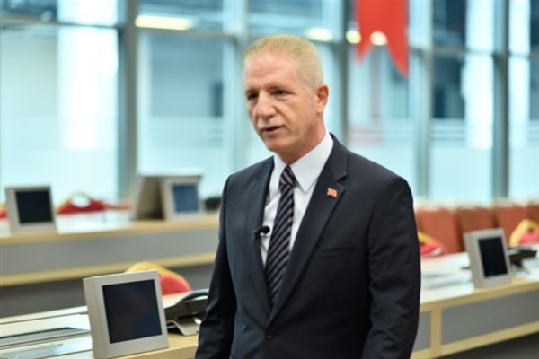 Vali Gül, Çapa Fen Lisesi'ndeki restorasyon çalışmalarını inceledi