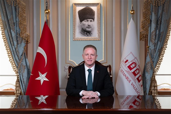 Vali Gül, Kuzey Deniz Saha Komutanı Özoğul'u kabul etti Vali Gül, Kuzey Deniz Saha Komutanı Özoğul'u kabul etti