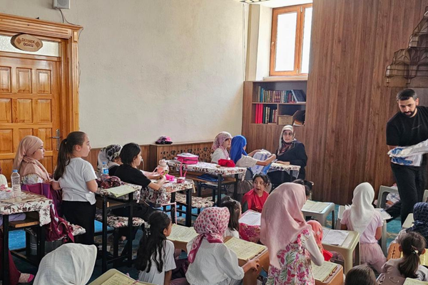 Van’da çocuklara sıfır atık eğitimi verildi