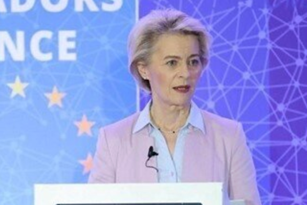 Von der Leyen: Bugün tüm Avrupa gururlu