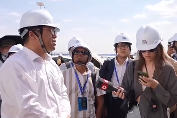 Yabancı gazeteciler Xinjiang'daki gelişmeleri yerinde inceledi