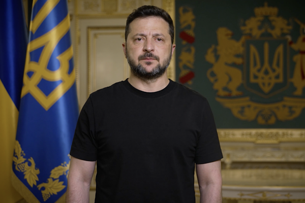 Zelenski’den hayatını kaybeden Ukrayna savunucularına anma mesajı