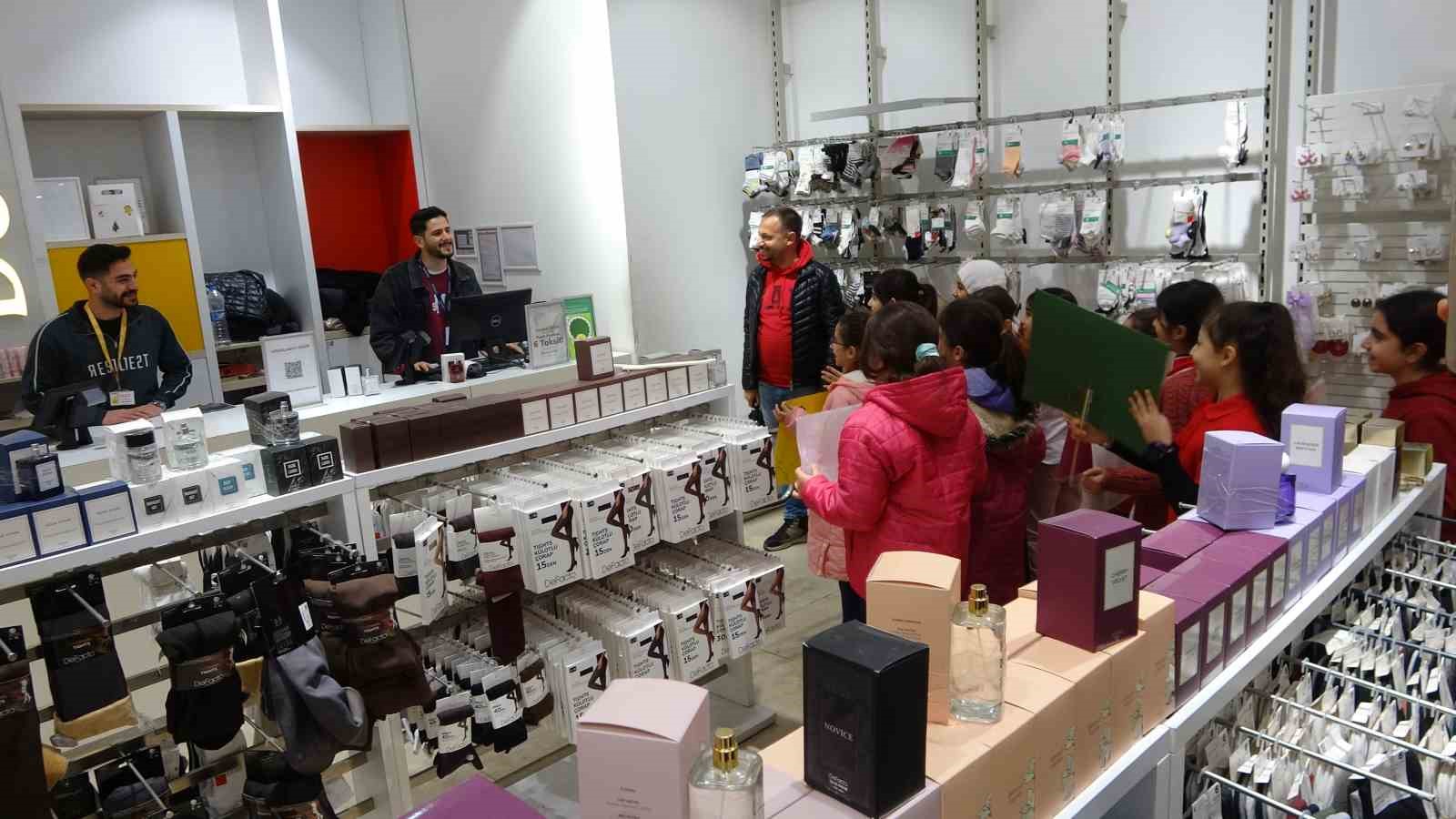 "Adıyaman Selamlaşıyor" etkinliği düzenlendi
"Adıyaman Selamlaşıyor" etkinliği düzenlendi