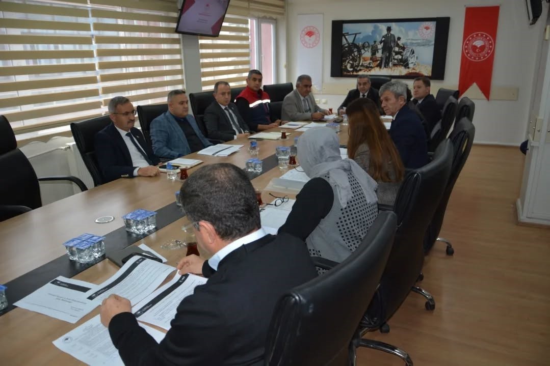 Aydın’da tarım ve hayvancılıkta 2025 yılı değerlendirildi
Aydın’da tarım ve hayvancılıkta 2025 yılı değerlendirildi