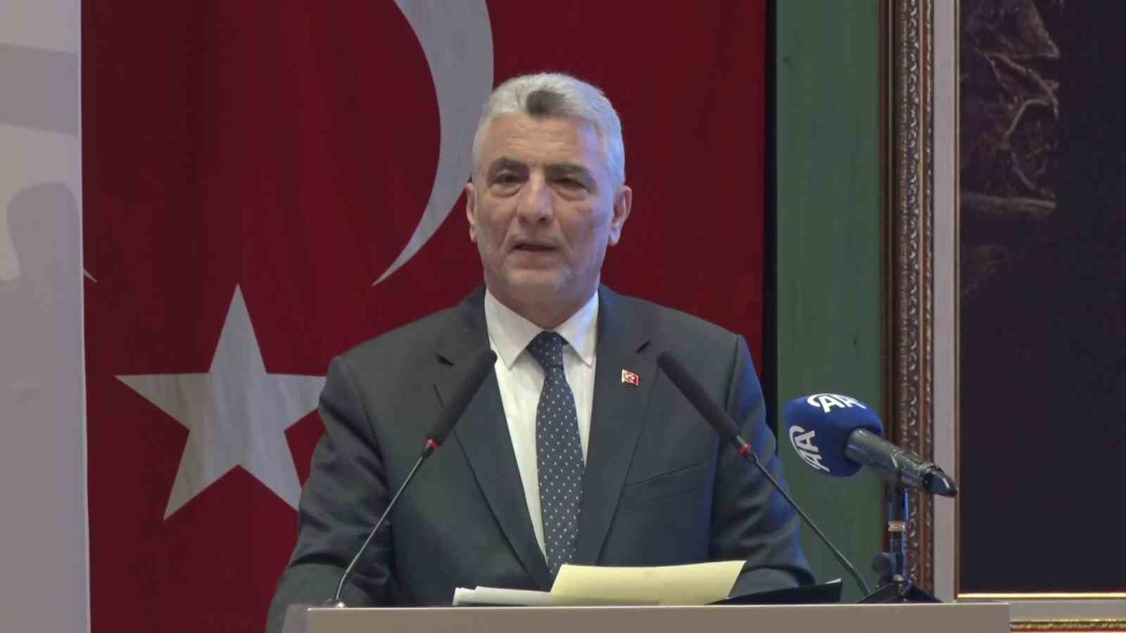 Bakan Bolat: "Yasa dışı ticaret ve kaçakçılığa tevessül edenlerle mücadelemiz güçlenerek devam edecek"
Bakan Bolat: "Yasa dışı ticaret ve kaçakçılığa tevessül edenlerle mücadelemiz güçlenerek devam edecek"