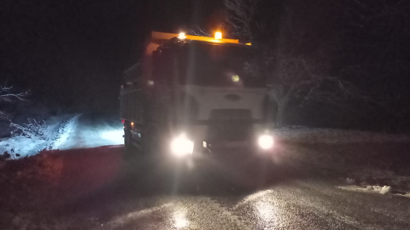 Başkan Çerçioğlu: "Karla mücadele çalışmalarımız aralıksız devam ediyor"
