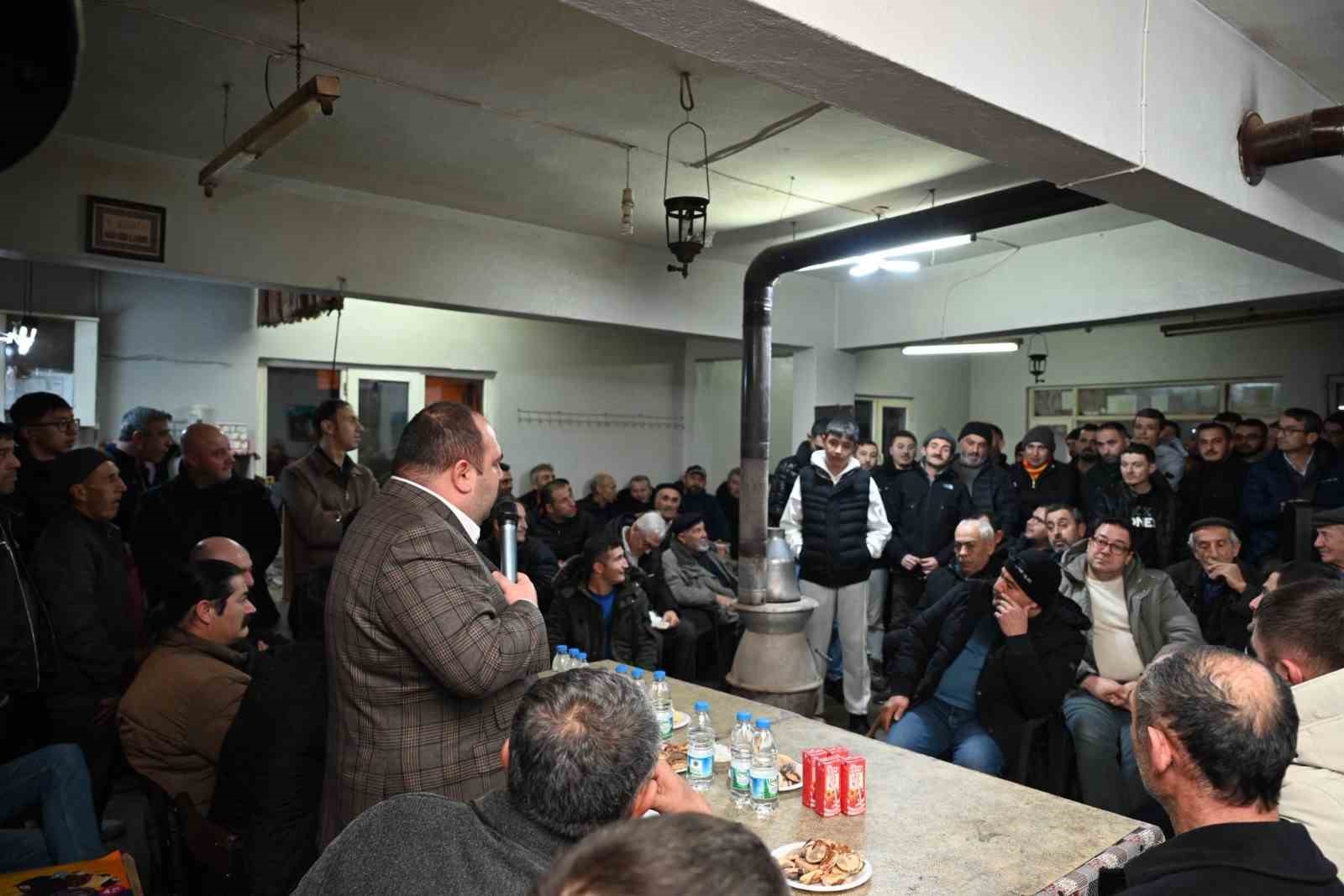 Başkan Hamamcı, Dereyalak Mahallesi sakinleriyle buluştu
Başkan Hamamcı, Dereyalak Mahallesi sakinleriyle buluştu