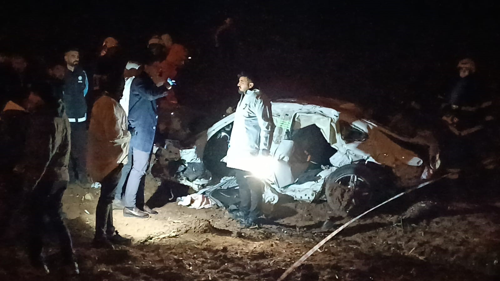 Batman’da feci kaza: 3 ölü, 3 yaralı
Batman’da feci kaza: 3 ölü, 3 yaralı