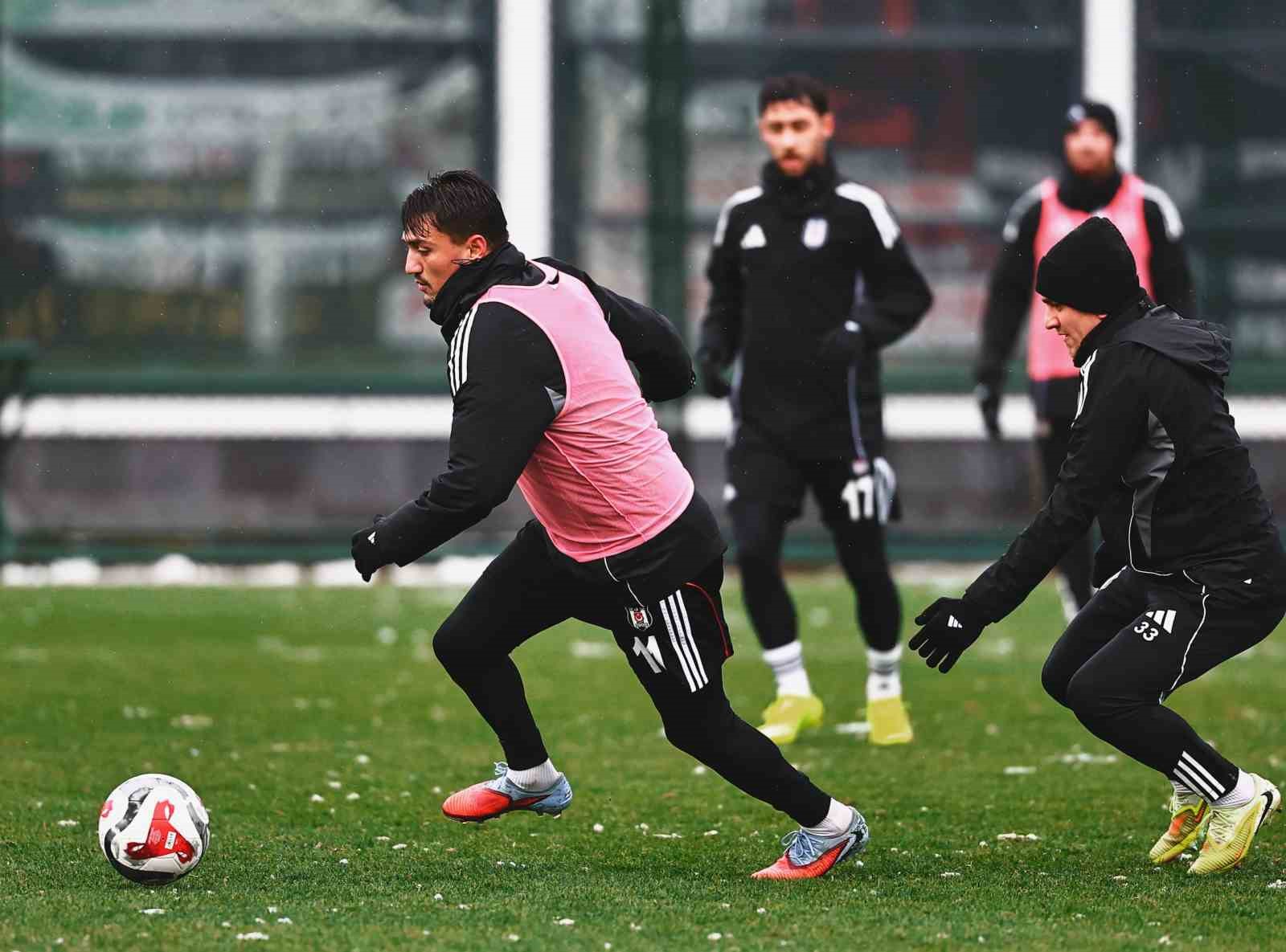Beşiktaş’ta Ankara Keçiörengücü maçı hazırlıkları başladı

