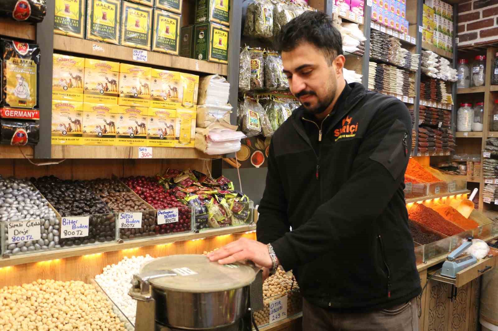 Bu karışımla kış hastalanmadan geçiyor
Bu karışımla kış hastalanmadan geçiyor