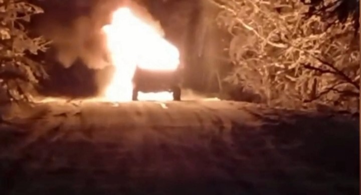 Bursa’da alev alev yanan cip hurdaya döndü
