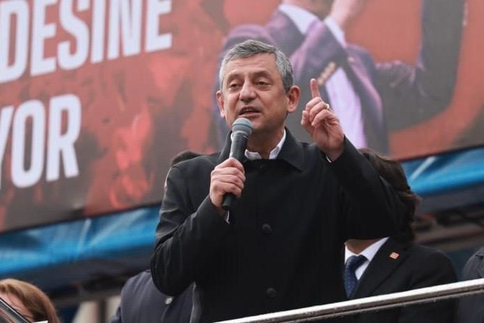 CHP Genel Başkanı Özgür Özel’den Başkan Doğana övgü dolu sözler
CHP Genel Başkanı Özgür Özel’den Başkan Doğana övgü dolu sözler